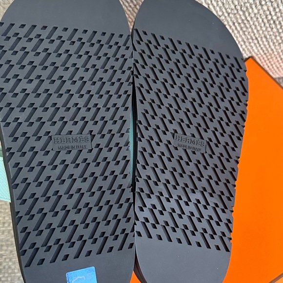 SNIB HERMÈS Bleu Cristaux Epsom Women’s Chypre Sandals - Picture 10 of 16